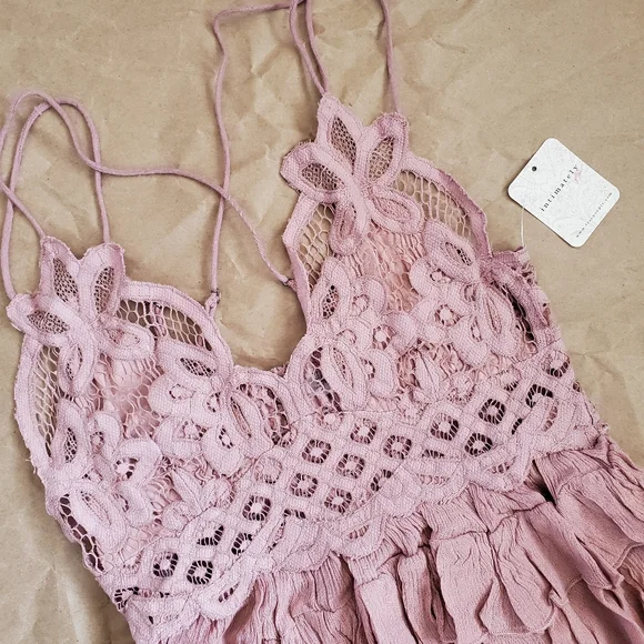 BNWT Free People Adella Cami - Picture 4 of 6